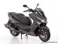Kymco X-Town 125, Comfy big scooter - Brand new and unregistered