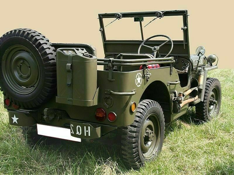 Jerry Can 20 Ltr Green Colour With Holder For Ford Willys Jeeps 