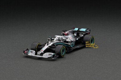 1/64TARMAC WORKS MERCEDES BENZ AMG F1 W11 EQ PERFORMANCE 2020 LEWIS HAMILTON 44