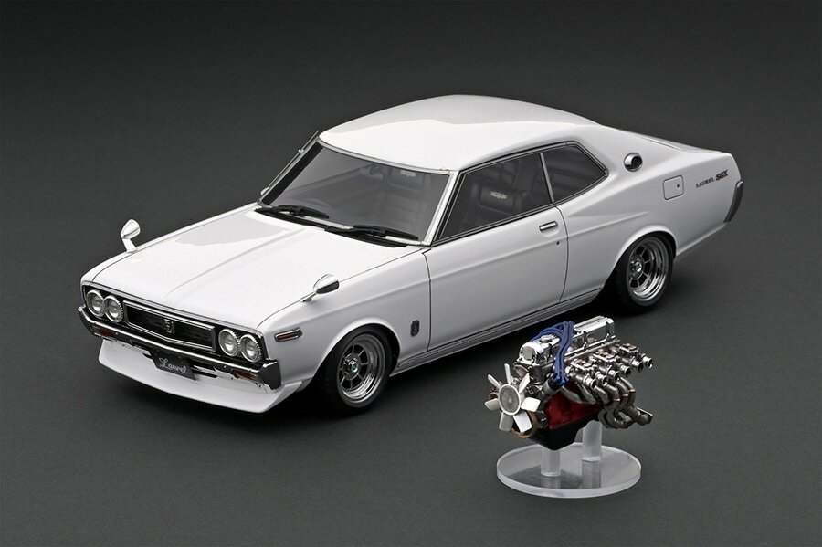 1/18 イグニッションモデル ローレル Laurel LED ignition 1/18 イグニッションモデル ローレル Laurel LED ignition
