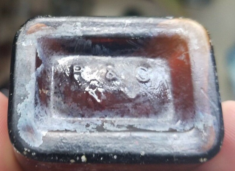 PROTONUCLEIN SUNKEN PANEL SMALL AMBER CORKTOP MEDICINE DIABETES FREE SHIPPING