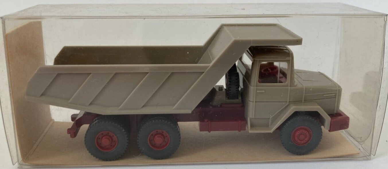Ape TM 703 Kipper
