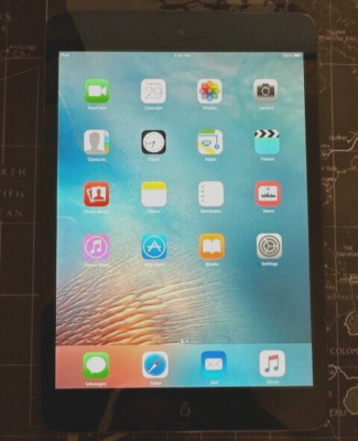 Apple iPad Mini 1st Gen 16GB, Wi-Fi, 7.9in - Black MD528LL/A