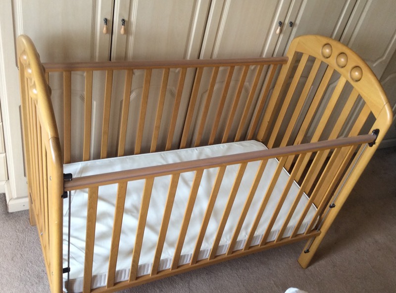 Mamas and papas amelia cot