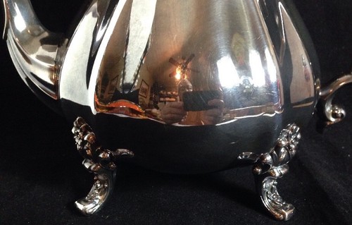 Oneida Tea Pitcher Webster Wilcox Countess Silver Plated