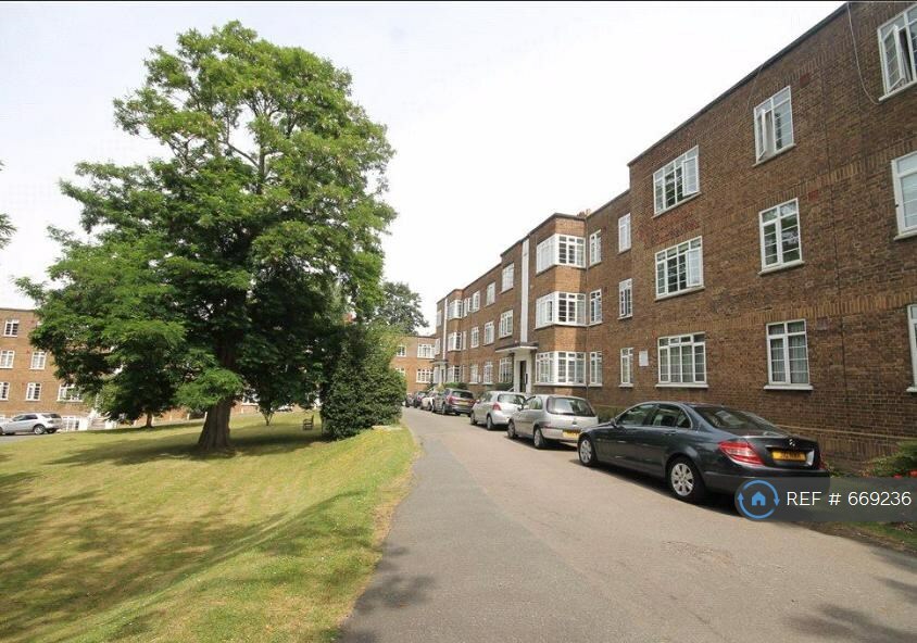 2 bedroom flat in St. Peters Road, Croydon, CR0 (2 bed) (669236) in
