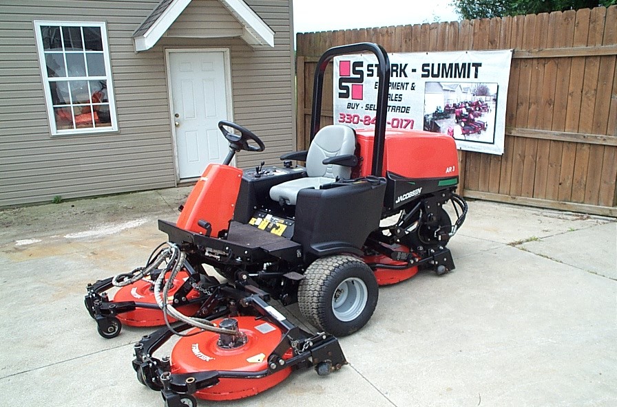 2008 Jacobsen AR3 Mower Kubota Diesel 72