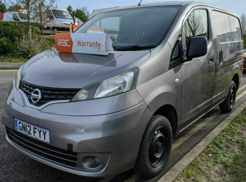 NISSAN NV200 TRANSIT CONNECT 1.5dCi SE SMALL MEDIUM SILVER PANEL VAN NO