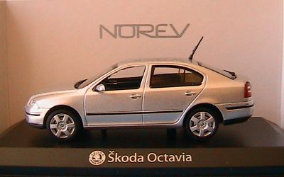 SKODA OCTAVIA II BERLINE ARGENTE 2006 NOREV 840645 1/43 SILVER SILBER SALOON