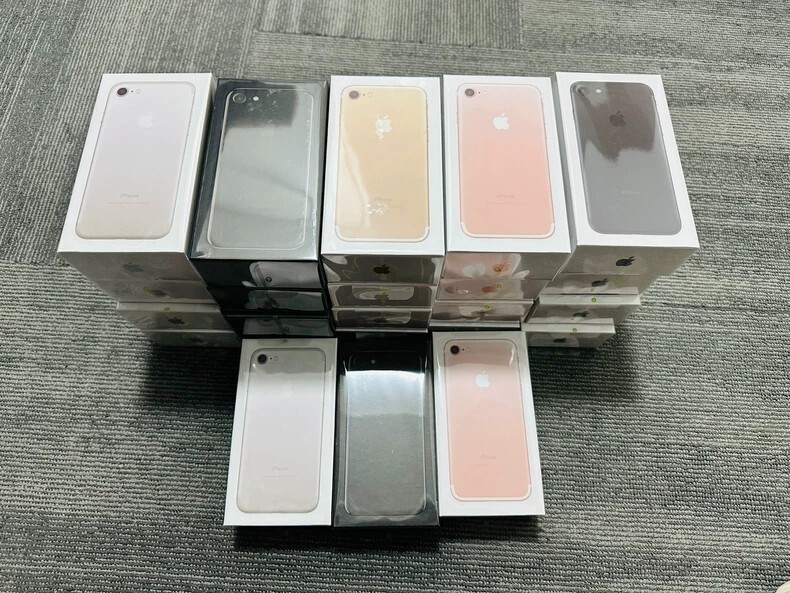 iPhone7プラス 256GB simフリー iPhone 7 Plus 256GB 大容量 SIMフリー ブラック Apple iPhone 7