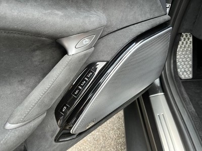 image 13 of interior