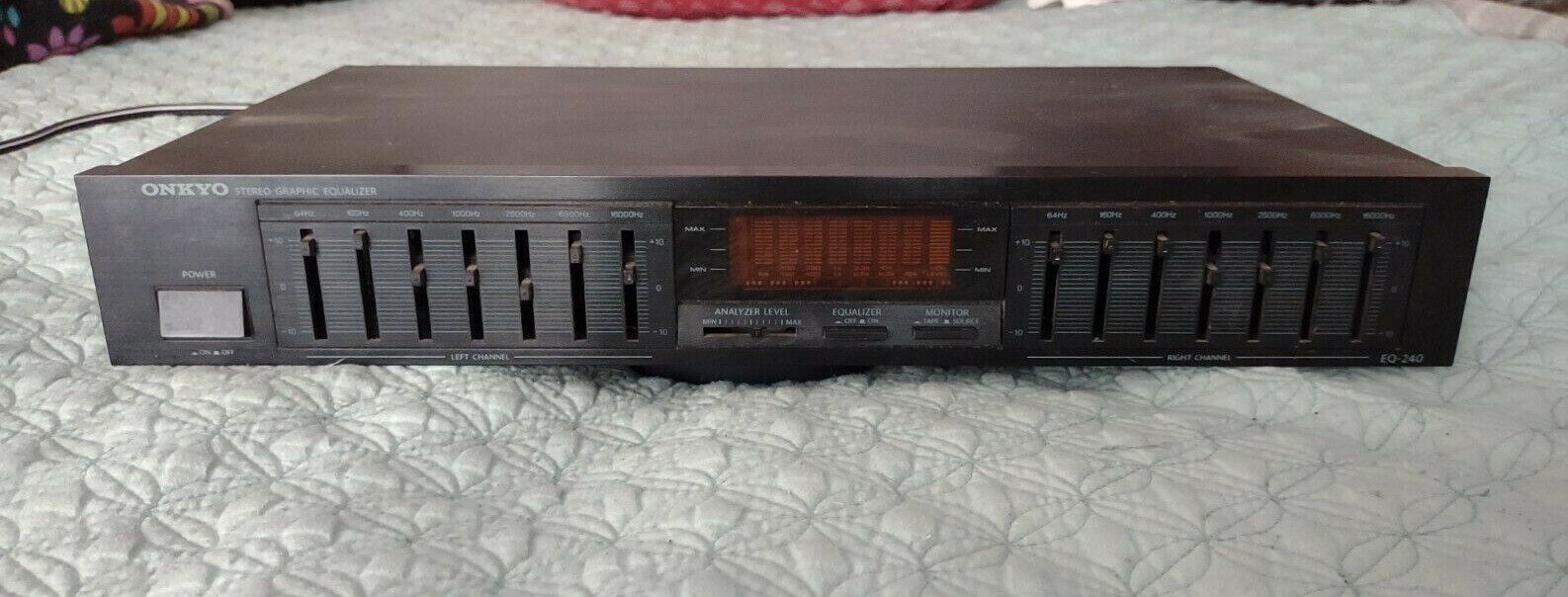 Купить Эквалайзеры Onkyo EQ240 Onkyo Stereo Graphic Equalizer eq/240 /