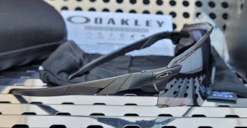 Pre-owned Oakley Encoder 9471-0336 Sunglasses Matte Black W/ Prizm Black Iridium