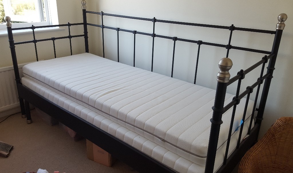 IKEA Svelvik Day bed / guest bed | in Royston, Cambridgeshire | Gumtree