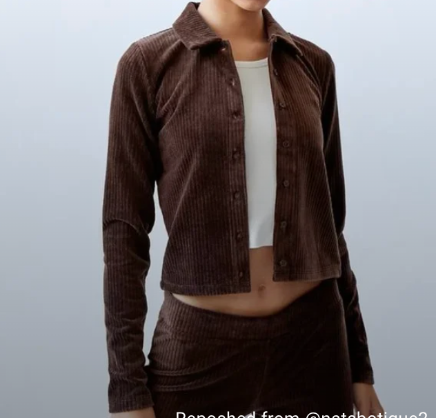 Aritzia スリムフィット ボタンアップ ベスト aritzia Sunday best brown fig ribbed button up size xs | eBay