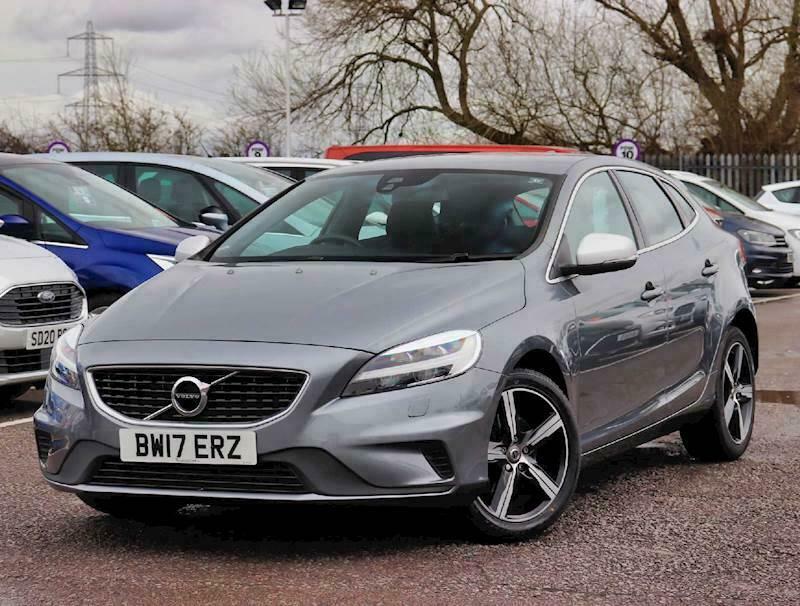 Volvo v40 t2