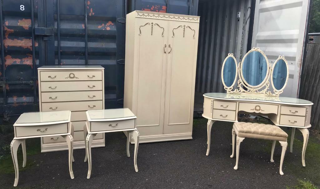 French Louis full bedroom set wardrobe Chest Of Drawers Dressing Table