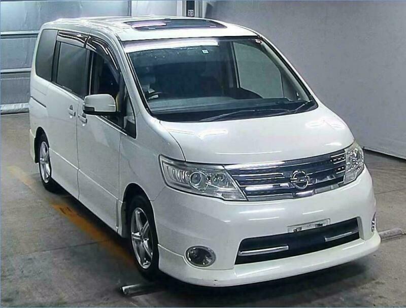 Nissan serena highway star