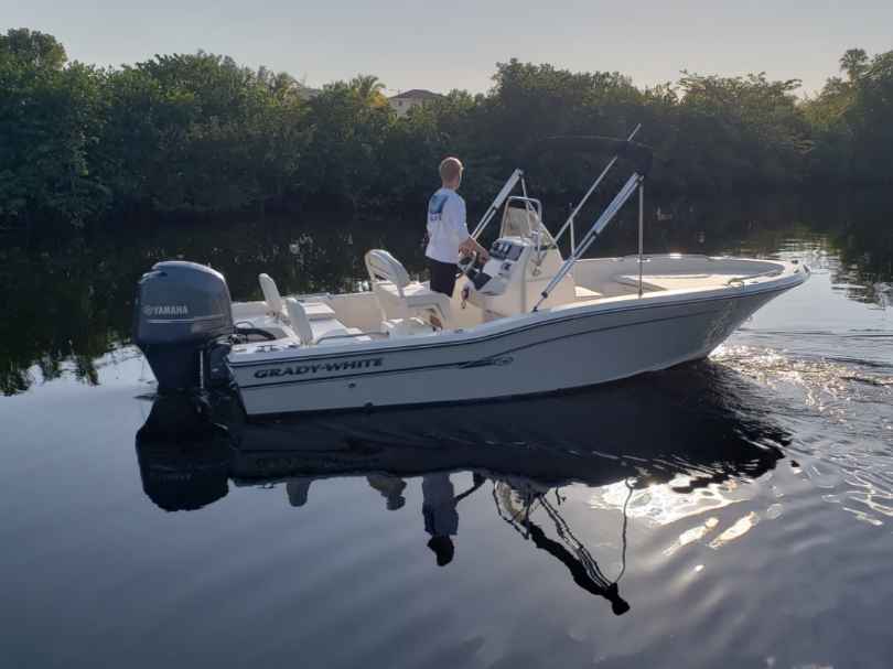 2015 Grady White 191 CE Bay Boat , Very desiarble boat, Trailer