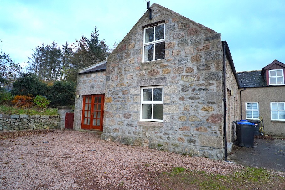 3 bedroom semi attached house situated on a farm between ...