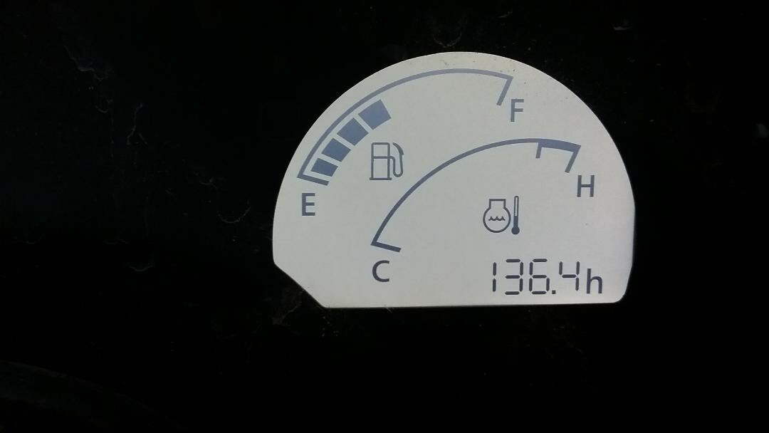 kubota tractor 4x4  2015 with loader mower