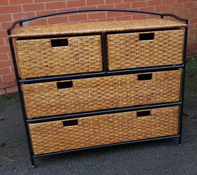 Rattan Large Chest Of Drawers In Excellent Condition In