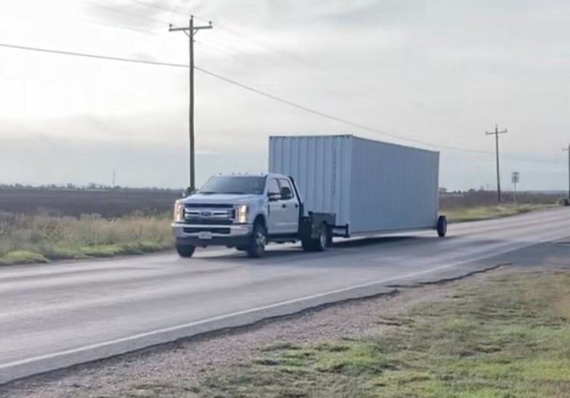 Shipping Container Tow Bar Kit Fits 20' & 40' Containers.