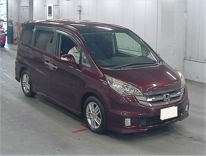 Honda step wagon spada