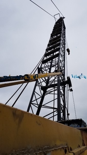 1980 American 7260 Lattice Boom Crawler Crane 100 Ton Crane.