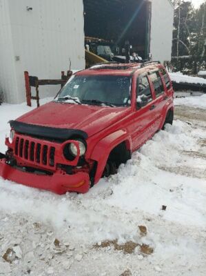 Axle Shaft Rear Axle Chrysler 8-1/4 Fits 02-05 LIBERTY 7767