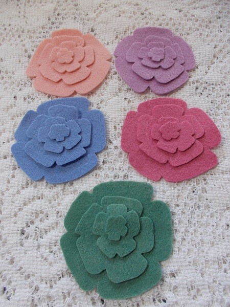 Felt Flower Die Cuts (Watercolor) 5 Full Flowers (20 Pieces) Wool Blend Felt