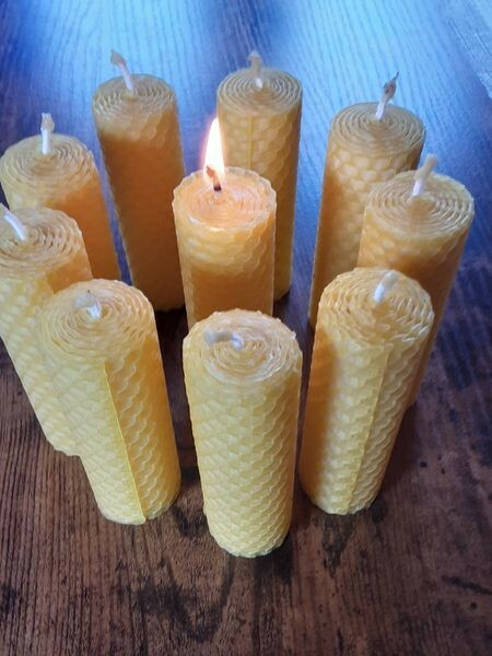 10 Bienenwachskerzen
