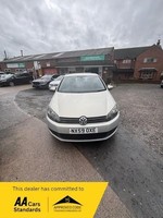 Volkswagen Golf SE TDI