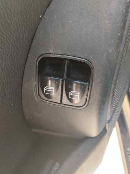 Commande De LÃVe Vitre Avant Gauche / 132049 Pour Mercedes Clase Clc Cl203 Clc