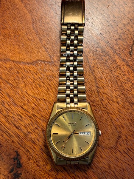 VINTAGE MEN'S SEIKO PRESIDENTIAL QUARTZ DAY-DATE GOLD WRIST