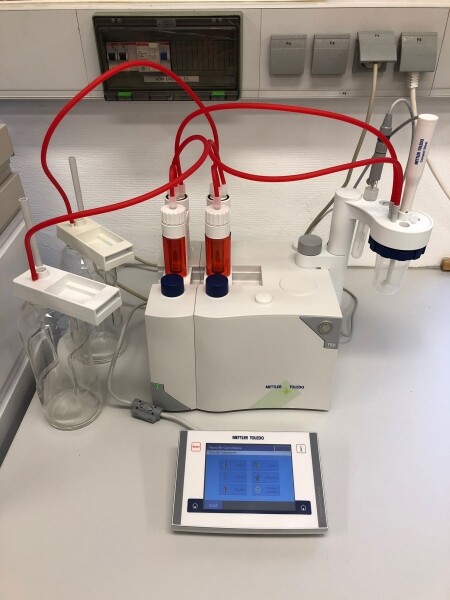 Mettler Toledo Excellence Titrator T50 mit 2 Büretten, Stirrer, ph Elektrode, OQ