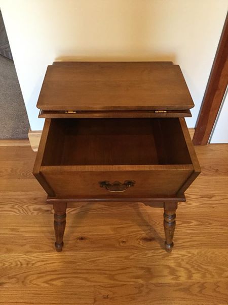 HEYWOOD WAKEFIELD Old Colony Maple Dough Box End Table Cinnamon-Local Pickup