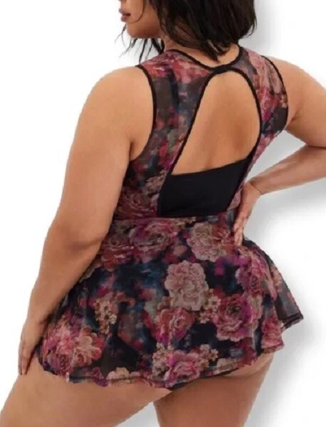 Torrid One Piece Swimsuit w/ Floral Mesh Overlay Bathing Suit 2 D/DD  EUC