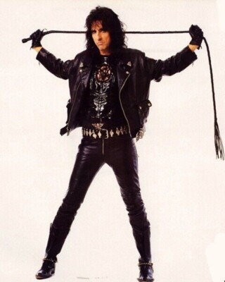 Alice Cooper Unsigned 10'' x 8'' Photo - American rock singer *2376