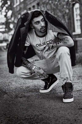 Zayn Malik Unsigned 6'' x 4'' photo - One Direction - 100% to Cancer Charity *17