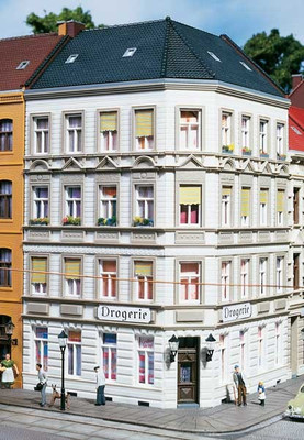 11398 Auhagen HO Kit of Schmidt Street 25 Corner House - C-10 Mint Brand New