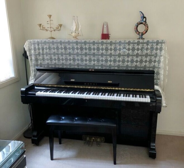 KAWAI KS3 PIANO & BENCH | Keyboards & Pianos | Gumtree Australia