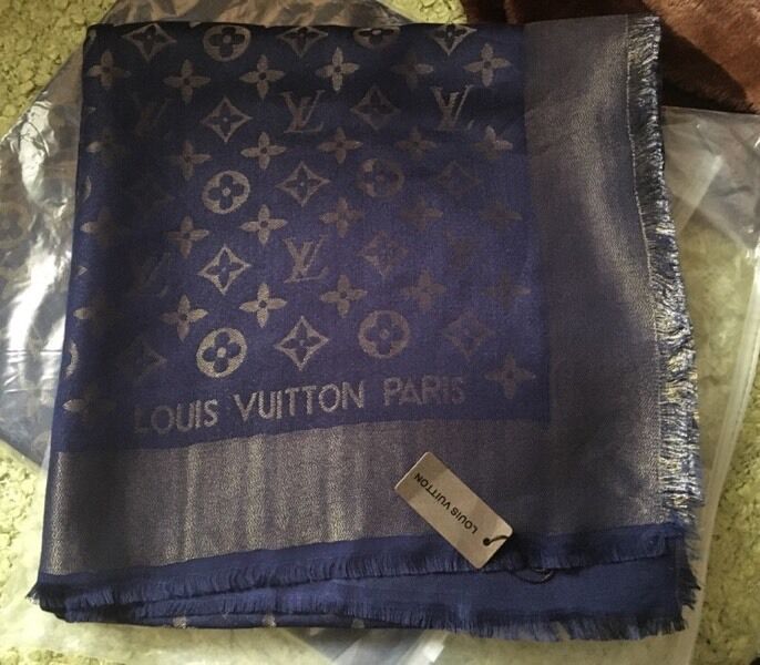 Louis Vuitton scarf shawl shiny navy blue with gold tread | in ...