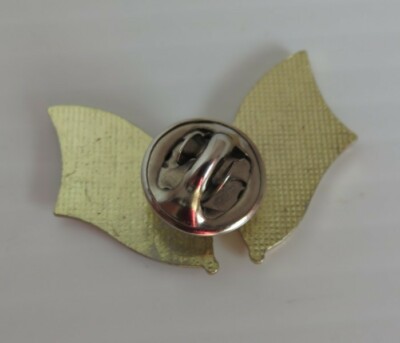 VINTAGE CANADA U.S. FLAG ENAMEL PIN           (INV22287)