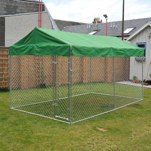 Exterior dog run with roof (with instructions for assembly) in Hove