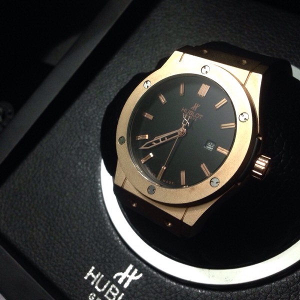 moncler watch moncler watch