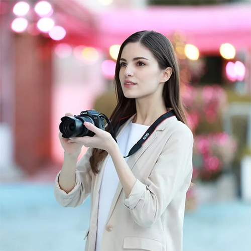 Canon EOS R100 Mirrorless Camera + RF-S 18-45mm F4.5-6.3 IS STM Lens Kit Bundle