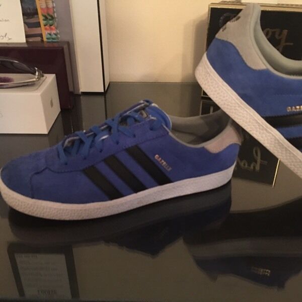 Adidas Gazelle Junior Size 5 Adidas Gazelle Junior Size 5