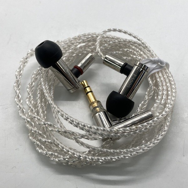 FINAL AUDIO E5000 Hi Res In-Ear Earphones Headphones IEM FINAL AUDIO E5000 Hi Res In-Ear Earphones Headphones IEM