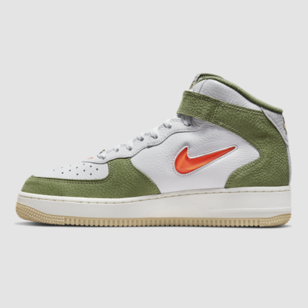 

Кроссовки Nike Air Force 1 Mid 07 QS оливково-зеленого цвета DQ3505-100, Зеленый, Nike Air Force 1 Mid '07 QS
